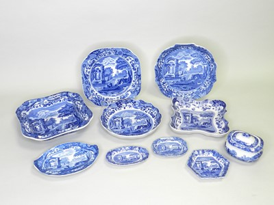 Lot 173 - Spode blue and white 'Italian' tablewares