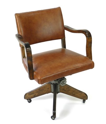 Lot 314 - A mid-20th century Hillcrest office chair