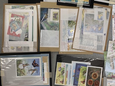 Lot 48 - A large collection of World Mint stamps