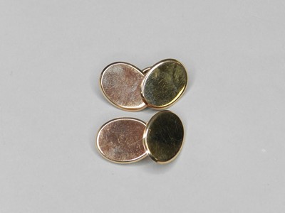 Lot 172 - A pair of Victorian 15ct gold cufflinks