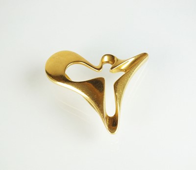Lot 40 - An 18ct gold Georg Jensen 'Splash' brooch by Henning Koppel