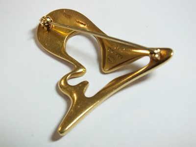 Lot 40 - An 18ct gold Georg Jensen 'Splash' brooch by Henning Koppel