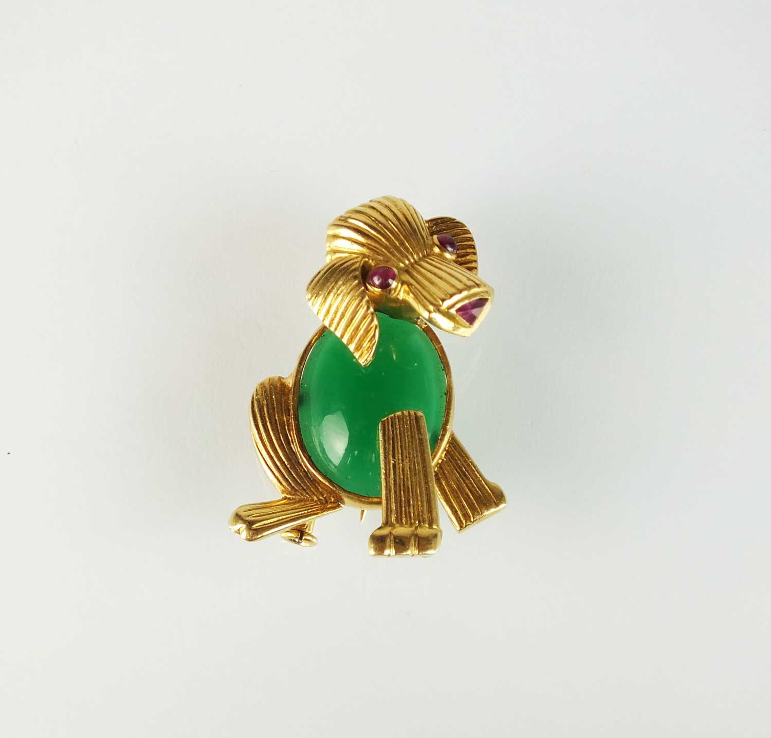 Lot 97 - A French gold brooch in the form of a dog