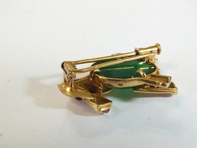 Lot 97 - A French gold brooch in the form of a dog