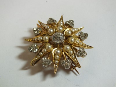 Lot 46 - A late 19th century diamond and seed pearl necklace and pendant/brooch