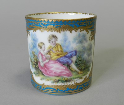 Lot 224 - Paris porcelain coffee can, circa 1880