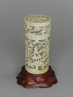 Lot 247 - A Chinese Canton carved ivory box and a shell diorama