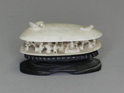Lot 247 - A Chinese Canton carved ivory box and a shell diorama
