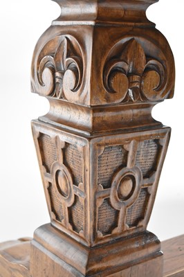 Lot 401 - A 17th century style joined oak refectory table