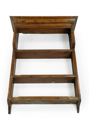 Lot 400 - A small Victorian pine 3-tier plate rack