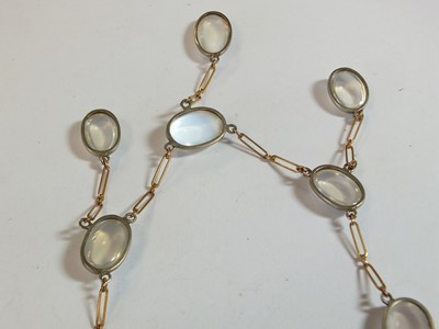 Lot 70 - A moonstone fringe necklace