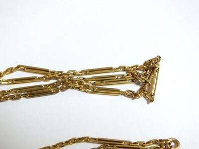 Lot 52 - A two strand yellow metal chain necklace