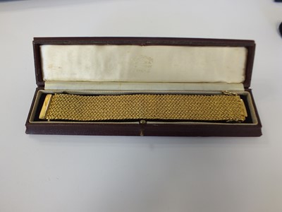 Lot 109 - An 18ct gold Boodles & Dunthorne bracelet