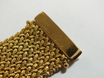 Lot 109 - An 18ct gold Boodles & Dunthorne bracelet
