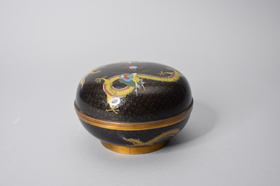 Lot 77 - A Chinese cloisonne box and cover