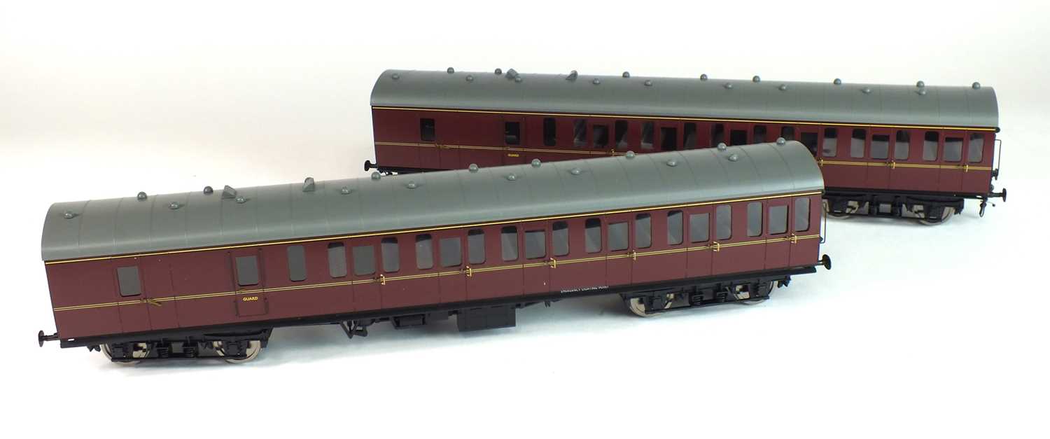 Lot 132 - A pair of Darstaed finescale model British railway coaches, boxed (2)