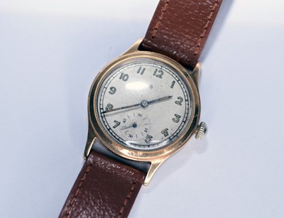 Lot 133 - A 9ct gold wristwatch