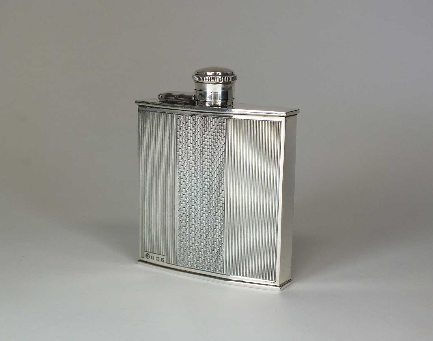 Lot 32 - An Art Deco silver hip flask