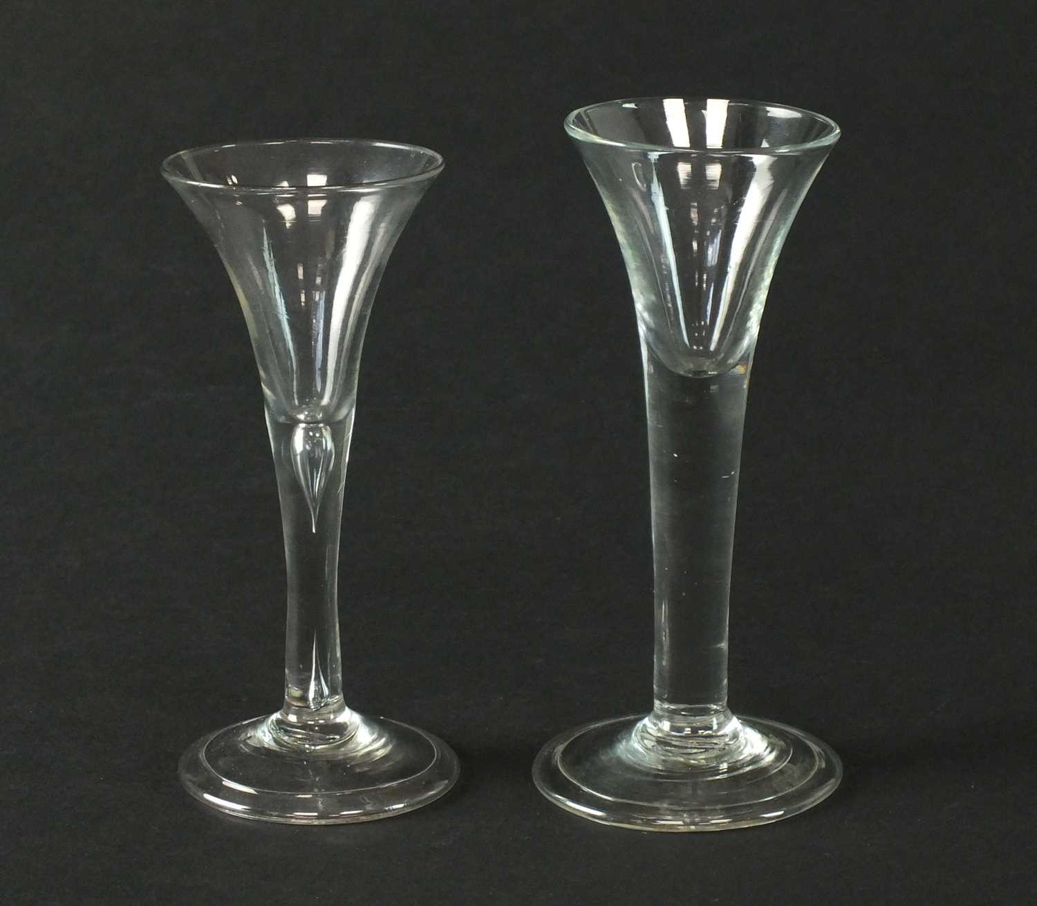 Lot 229 - A group of 18th and 19th-century glassware