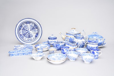 Lot 408 - A group of Victorian earthenware