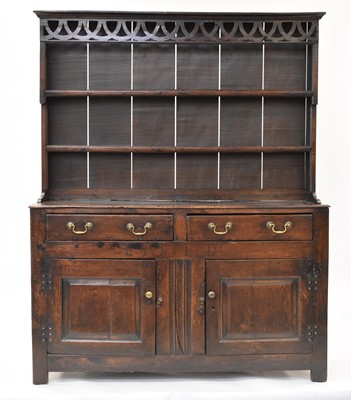 Lot 652 - An 18th century oak dresser