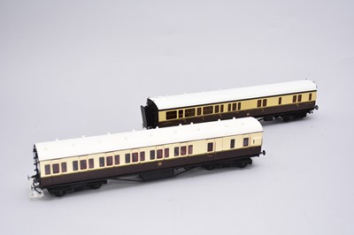 Lot 556 - A good O-gauge GWR, luggage/3rd class, scale model passenger carriage, with another similar (2)