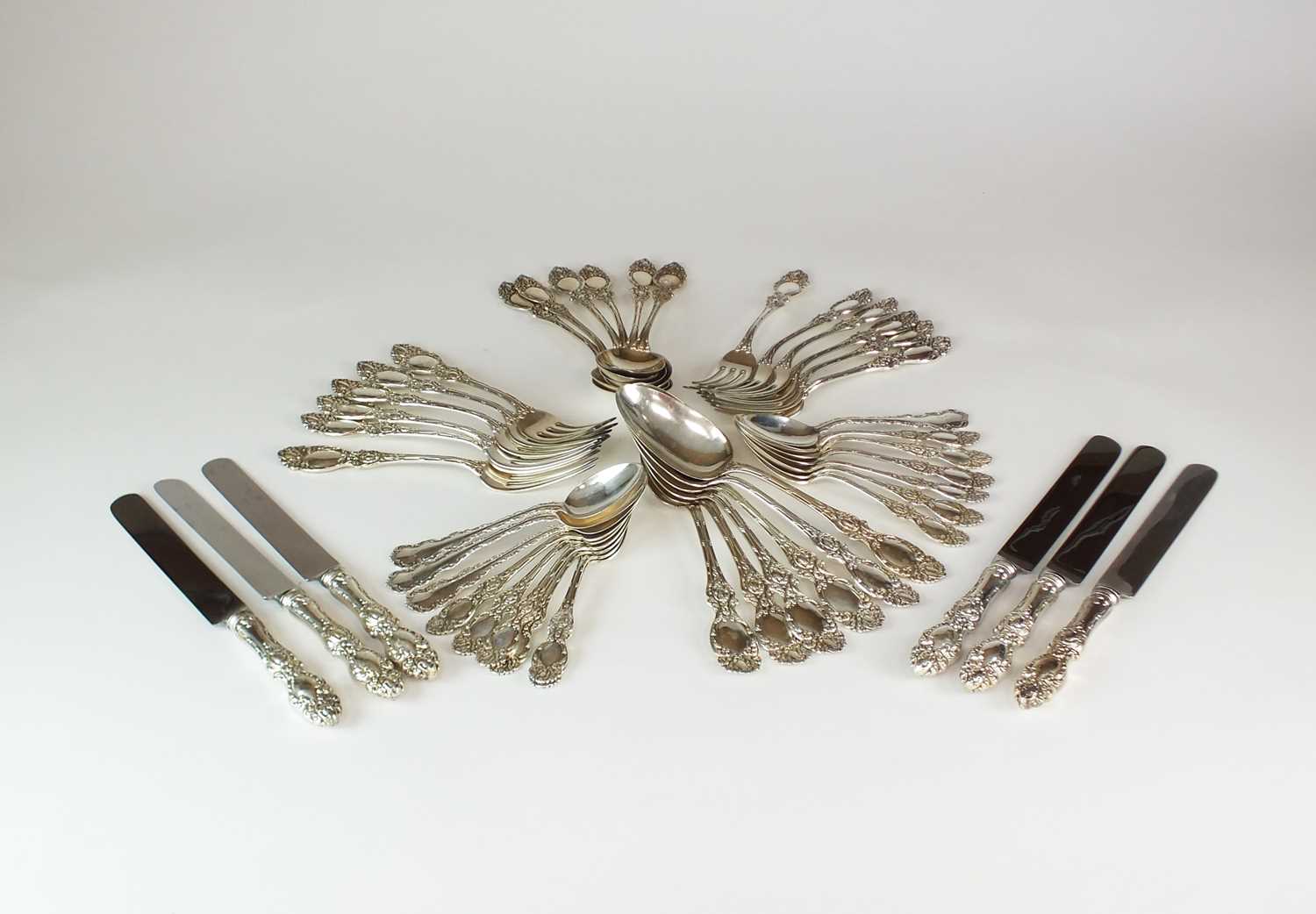 Lot 115 - A collection of American sterling silver cutlery