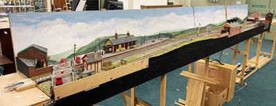 Lot 222 - A large 0-gauge model of a railway station, extending to sidings and the edge of a town