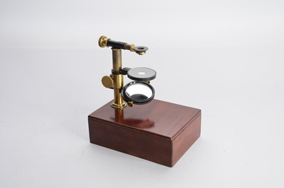 Lot 580 - A late 19th century portable microscope