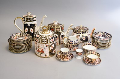 Lot 264 - A Royal Crown Derby imari tea and coffee service, pattern 2451