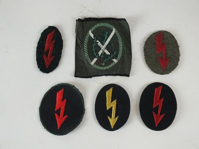 Lot 190 - German cloth insignia