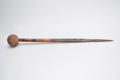 Lot 484 - A Southern African tribal Shona club