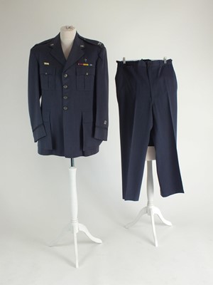 Lot 272 - A Vietnam era US Air Force Chaplain's uniform...