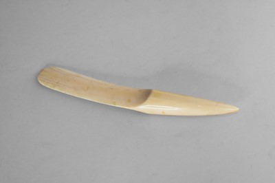 Lot 376 - A late Victorian ivory tusk letter knife