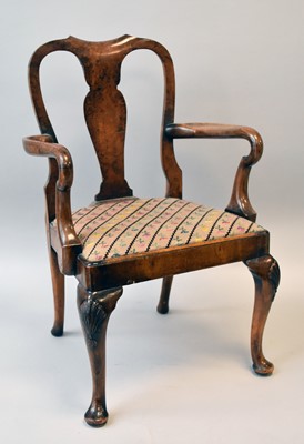 Lot 510 - A Queen Anne style walnut child's armchair