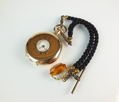 Lot 171 - A Gentleman's Waltham gold plated half hunter pocket watch