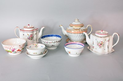 Lot 280 - A group of New Hall porcelain, early 19th century