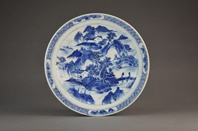 Lot 11 - A Chinese blue and white dish, 19th century