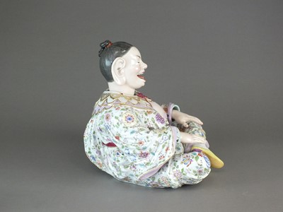 Lot 309 - A large Meissen porcelain nodding pagoda figure