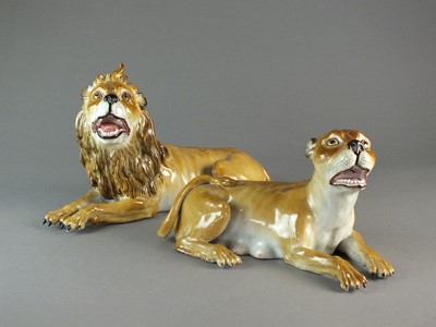 Lot 310 - A pair of Meissen models of a lion and lioness