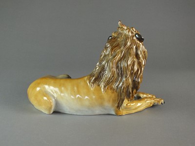 Lot 310 - A pair of Meissen models of a lion and lioness