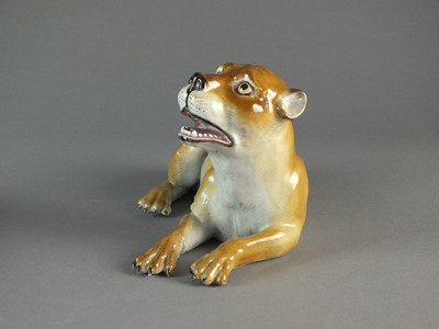 Lot 310 - A pair of Meissen models of a lion and lioness