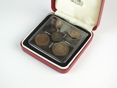 Lot 202 - A George V maundy set