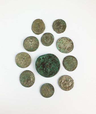 Lot 265 - A small collection of Roman coins