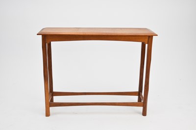 Lot 411 - A mid 20th century oak occasional table