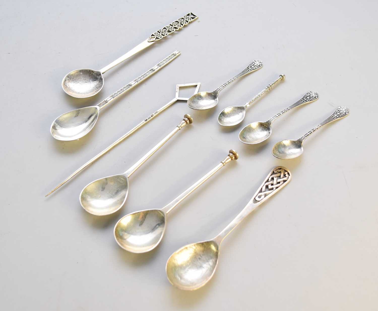 Lot 4 - A collection of silver and white metal spoons