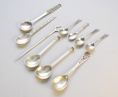 Lot 4 - A collection of silver and white metal spoons