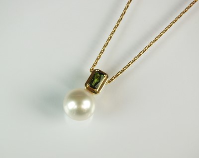 Lot 110 - A cultured pearl and green tourmaline pendant