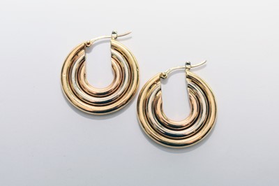 Lot 61 - A pair of 18ct tri-coloured gold earrings