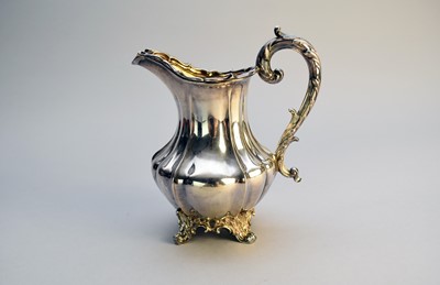 Lot 19 - An early Victorian silver cream jug